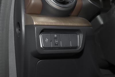 2021款 1.5T 两驱颜先锋-内饰-图片-有驾