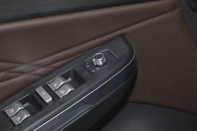 2021款 1.5T 两驱颜先锋-内饰-图片-有驾