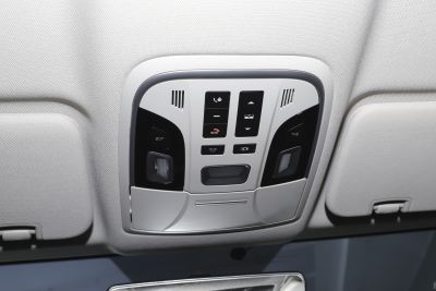 2021款 1.5T 两驱颜先锋-内饰-图片-有驾