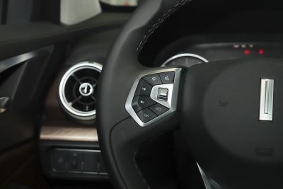 2021款 1.5T 两驱颜先锋-内饰-图片-有驾