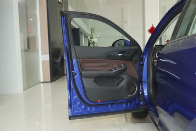 2021款 1.5T 两驱颜先锋-内饰-图片-有驾