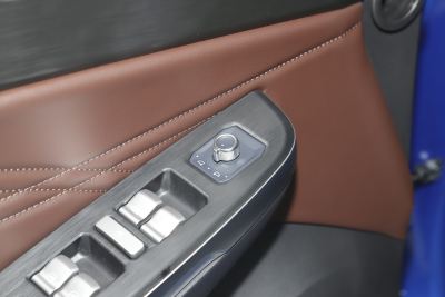 2021款 1.5T 两驱颜先锋-内饰-图片-有驾