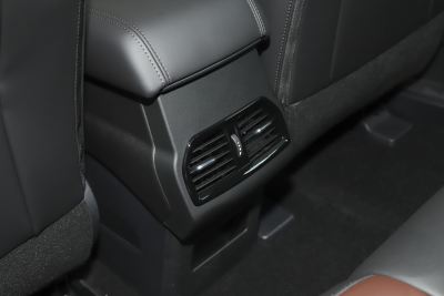 2021款 1.5T 两驱颜先锋-内饰-图片-有驾