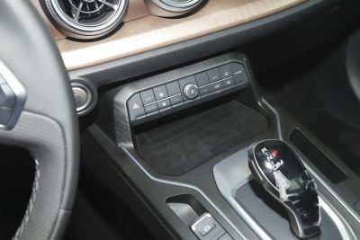 2021款 1.5T 两驱颜先锋-内饰-图片-有驾