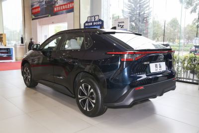 2022款 四驱高性能PRO版-外观-图片-有驾