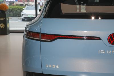 2026款 长续航后驱 Ultra-外观-图片-有驾