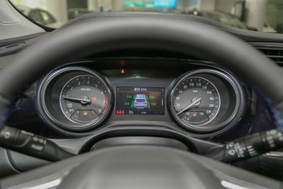 2022款 332T CVT两驱豪华型-内饰-图片-有驾