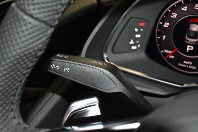 2022款 V10 Coupe performance-内饰-图片-有驾