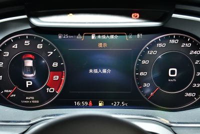 2022款 V10 Coupe performance-内饰-图片-有驾