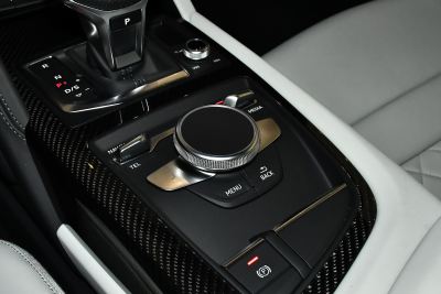 2022款 V10 Coupe performance-内饰-图片-有驾