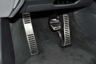 2022款 V10 Coupe performance-内饰-图片-有驾