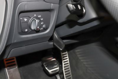 2022款 V10 Coupe performance-内饰-图片-有驾