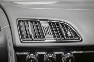 2022款 V10 Coupe performance-内饰-图片-有驾