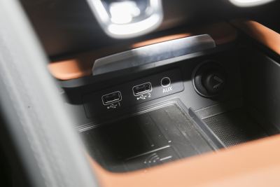 2022款 V10 Coupe performance-内饰-图片-有驾