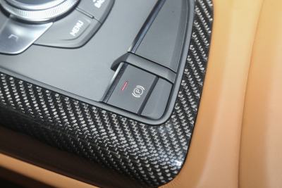 2022款 V10 Coupe performance-内饰-图片-有驾