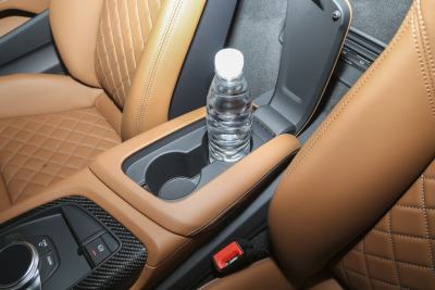 2022款 V10 Coupe performance-内饰-图片-有驾