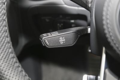 2022款 V10 Coupe performance-内饰-图片-有驾