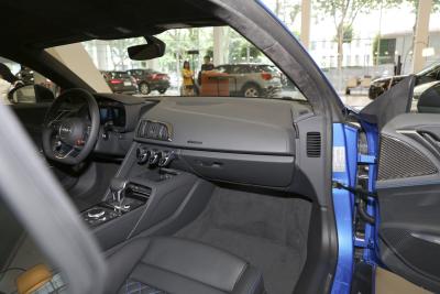 2022款 V10 Coupe performance-内饰-图片-有驾