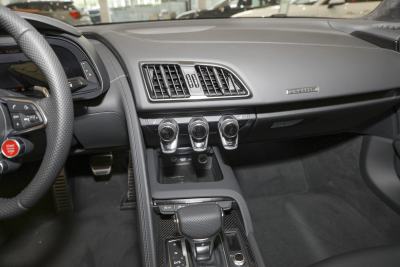 2022款 V10 Coupe performance-内饰-图片-有驾
