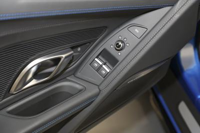 2022款 V10 Coupe performance-内饰-图片-有驾