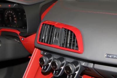 2022款 V10 Coupe performance-内饰-图片-有驾