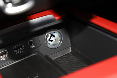 2022款 V10 Coupe performance-内饰-图片-有驾
