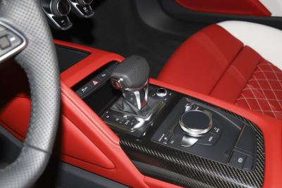 2022款 V10 Coupe performance-内饰-图片-有驾