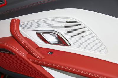 2022款 V10 Coupe performance-内饰-图片-有驾