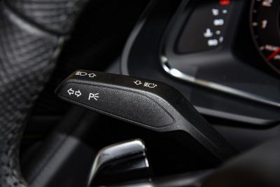 2022款 V10 Coupe performance-内饰-图片-有驾