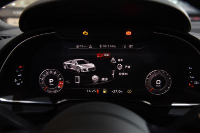 2022款 V10 Coupe performance-内饰-图片-有驾