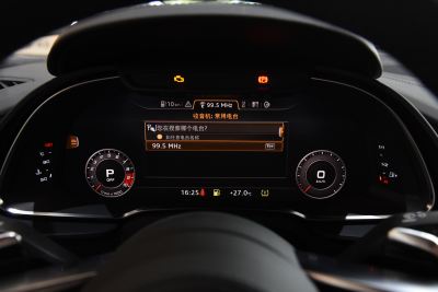 2022款 V10 Coupe performance-内饰-图片-有驾