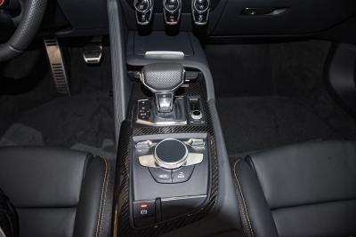 2022款 V10 Coupe performance-内饰-图片-有驾