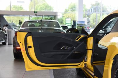 2022款 V10 Coupe performance-内饰-图片-有驾