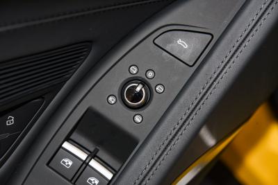 2022款 V10 Coupe performance-内饰-图片-有驾