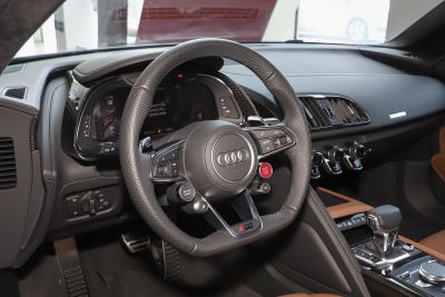 2022款 V10 Coupe performance-内饰-图片-有驾