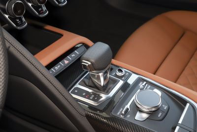 2022款 V10 Coupe performance-内饰-图片-有驾
