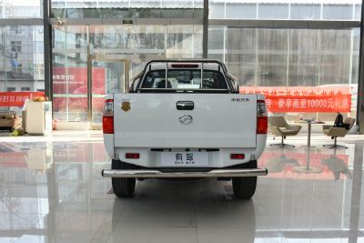 2022款 2.8T柴油两驱豪华型大双平底货箱JE493ZLQ6E-外观-图片-有驾