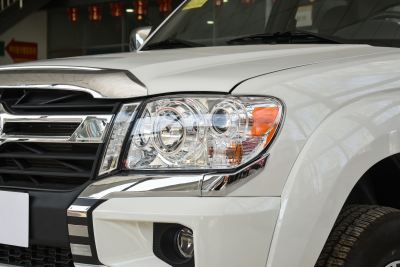 2022款 2.8T柴油两驱豪华型大双平底货箱JE493ZLQ6E-外观-图片-有驾