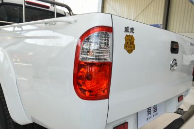 2022款 2.8T柴油两驱豪华型大双平底货箱JE493ZLQ6E-外观-图片-有驾