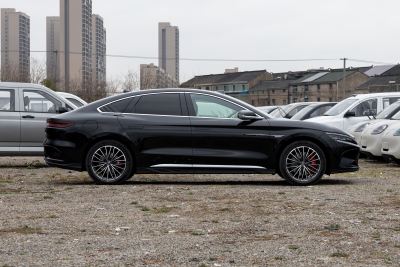 2025款 EV 智驾版 701KM激光雷达尊享型-外观-图片-有驾