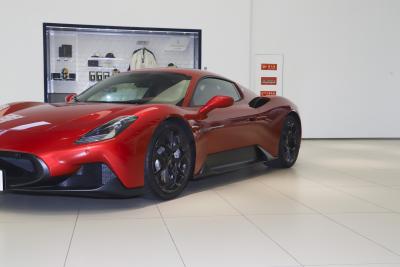 2023款 3.0T 标准版-外观-图片-有驾