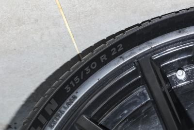 2026款 xDrive 40Li 马年版-外观-图片-有驾