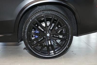 2026款 xDrive 40Li 马年版-外观-图片-有驾