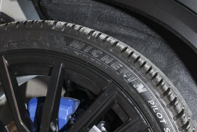 2026款 xDrive 40Li 马年版-外观-图片-有驾