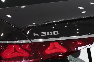 2024款 E 300 时尚型运动版-外观-图片-有驾