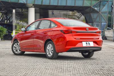 2025款 PLUS 1.5L 手动豪华版-外观-图片-有驾