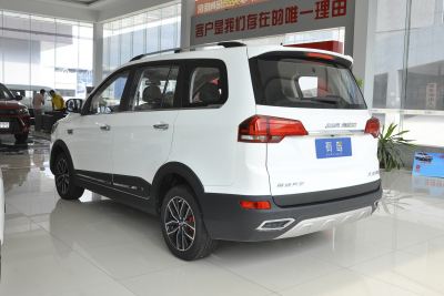 2020款 1.5L 手动超享型 7座-外观-图片-有驾