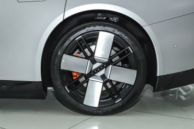 2025款 750 四驱鹏翼 Ultra-外观-图片-有驾