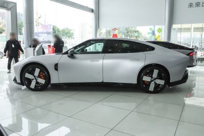 2025款 750 四驱鹏翼 Ultra-外观-图片-有驾