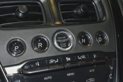 2020款 DBS Superleggera V12 Coupe-内饰-图片-有驾